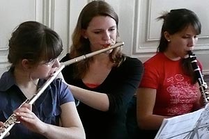 Chor und Orchester des Goethe-Gymnasiums unter Leitung von Astrid Demattia